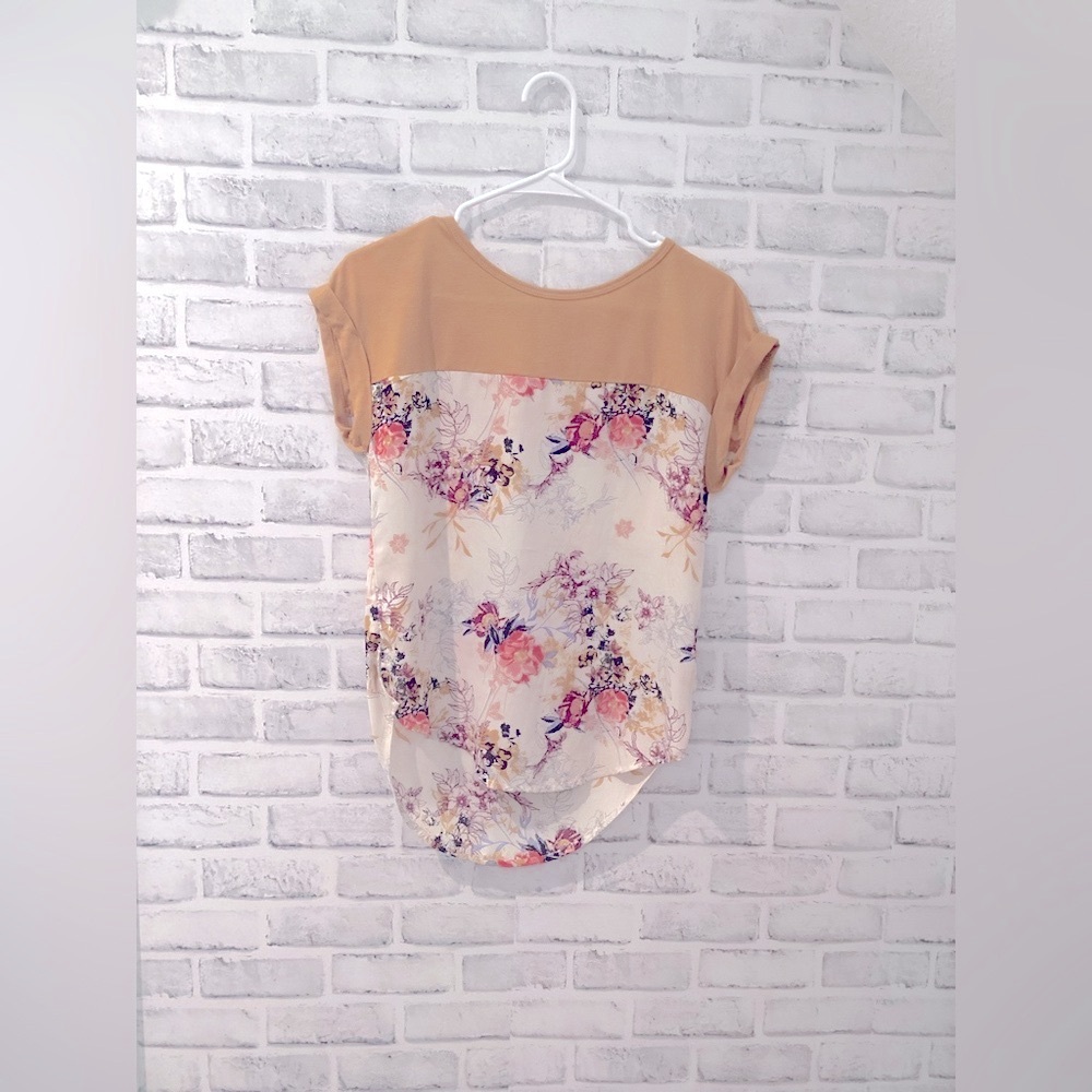 Altar'd State Cream Cap Sleeve Floral Blouse